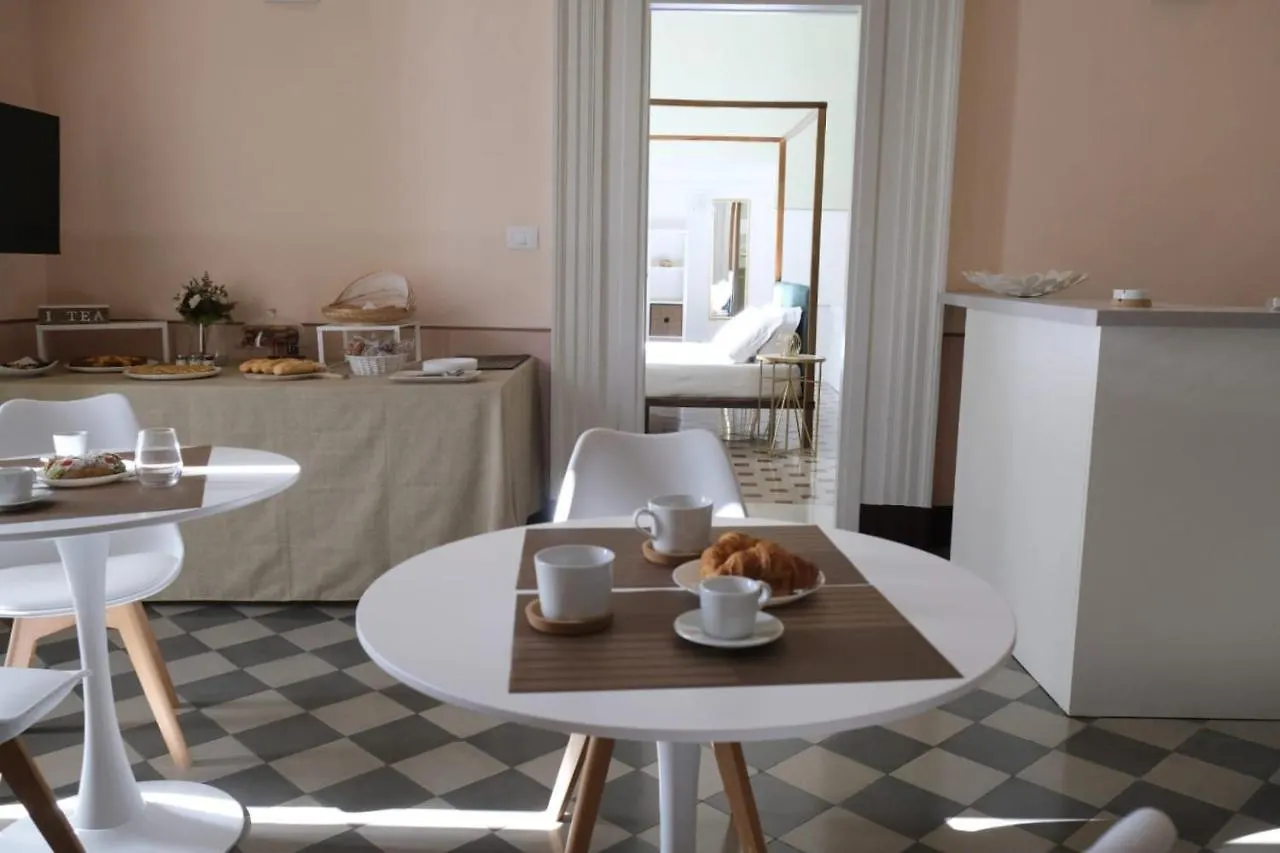 Toscano Palace Luxury Rooms Catane 0*,  Italie